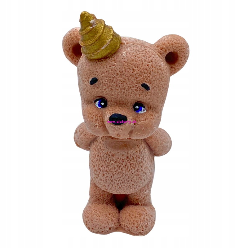 Čokoládový hnedý macko v klobúku